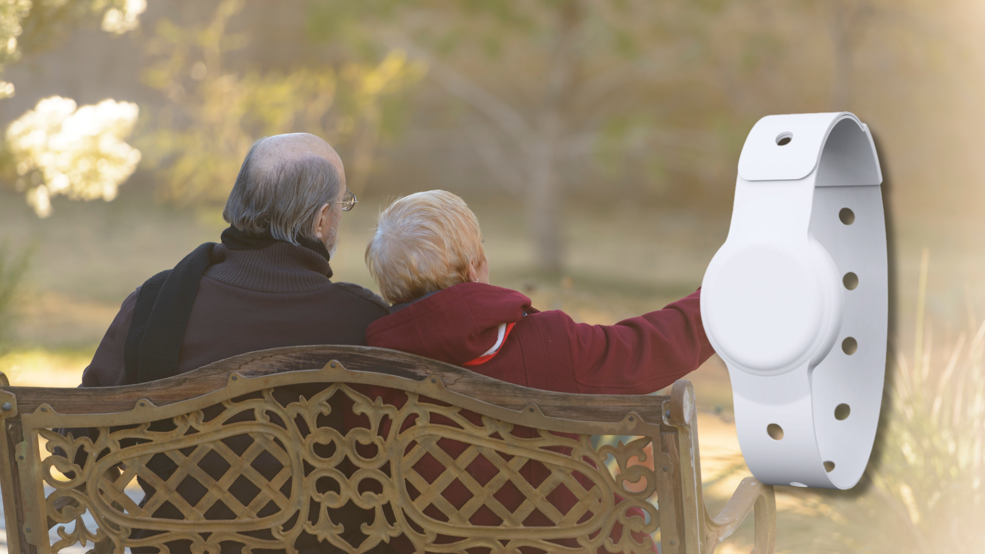 OM2C BLE Wristband Tamper Detection - Secure wearable tracker with SOS button for personnel monitoring and facility safety